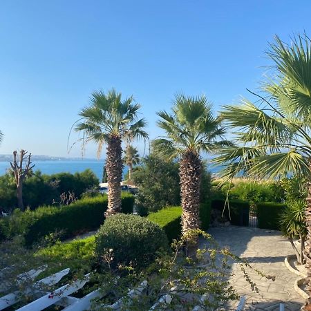 Coral Bay Modern Renovated Apartment By The Sea Paphos Exterior foto